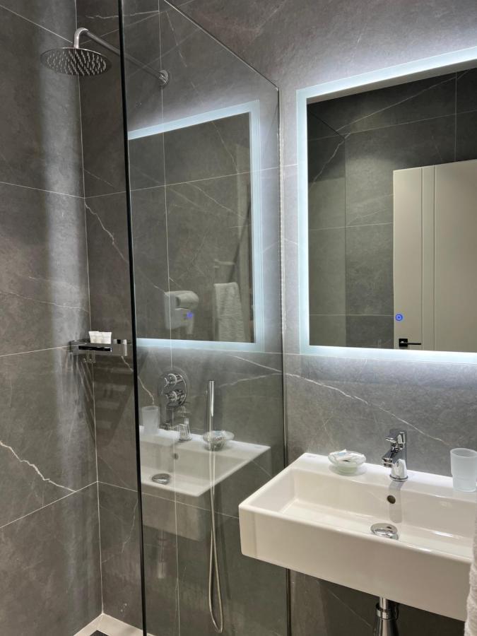 Astoria Rooms Sarandë 外观 照片