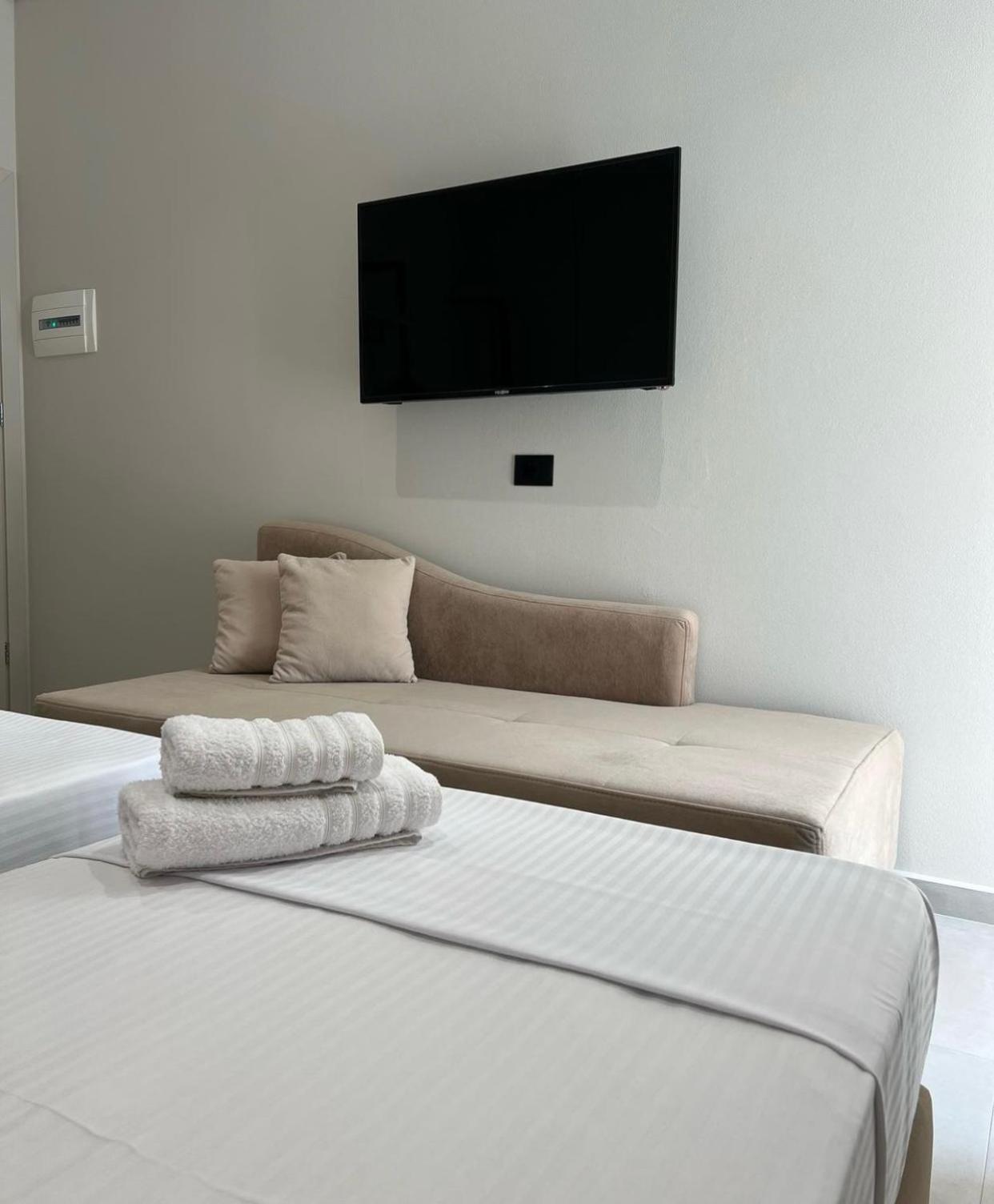 Astoria Rooms Sarandë 外观 照片